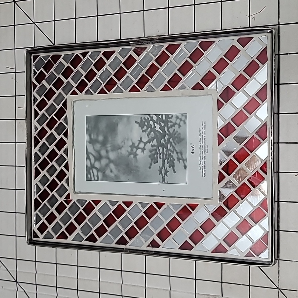 Mirror/Red Glass Frame - 4" x 6" Desktop Frame, 7.5" x 9.5" edge approx NIB #2